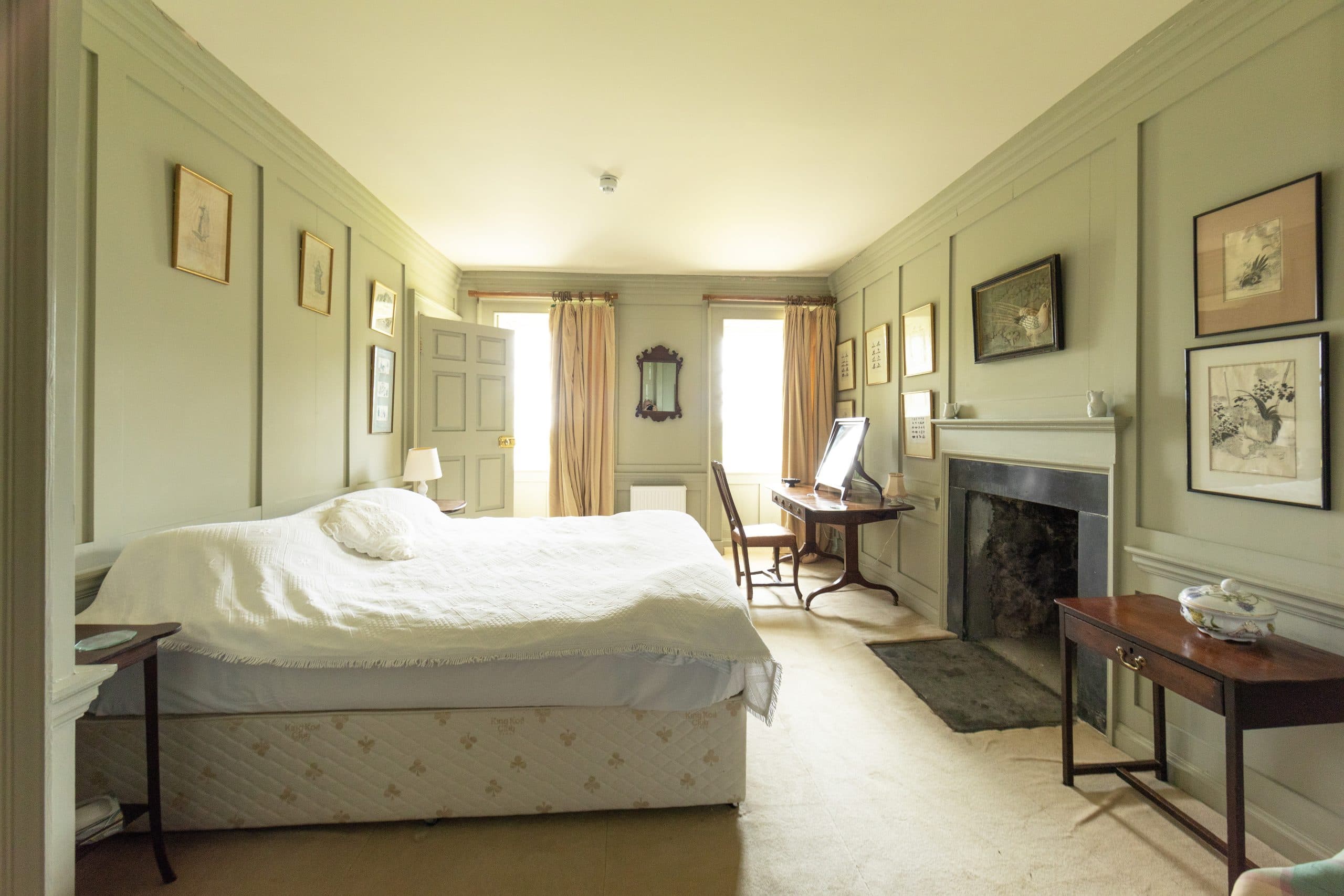 The Grey Room Suite at Ballinderry Park
